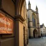 MbeaCarrasco phenomenon in Gloucester showing cathedral and community response to viral tweet