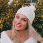 Who is Claudia Walsh - American YouTuber, Instagram model, and Moods Clothing co-founder with husband Jesse James West